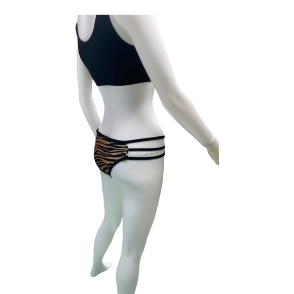 KENDALL & Kylie Bikini Bottom - Picture 7 of 7